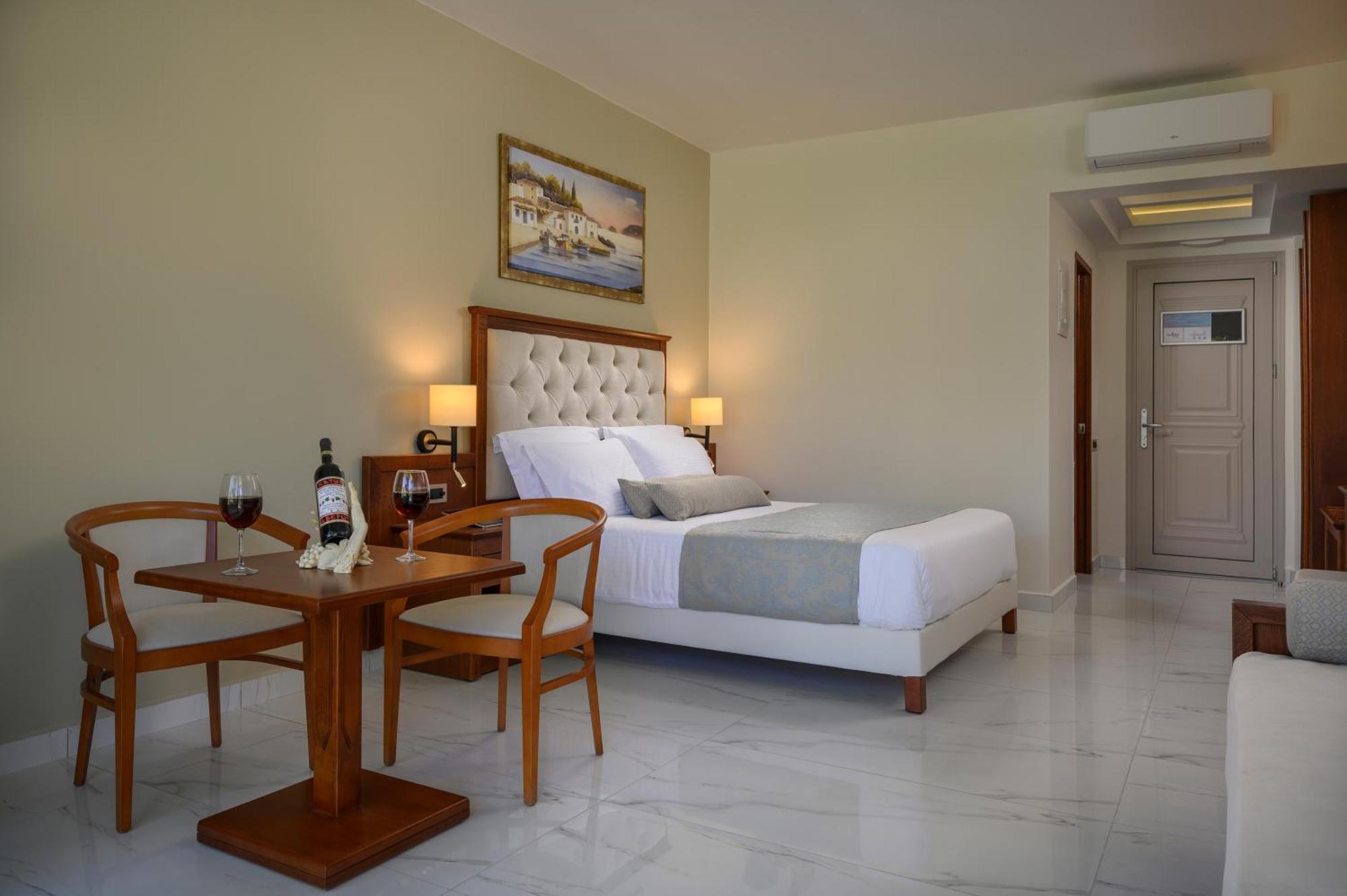 Vantaris Palace Paralia Kourna Exterior foto